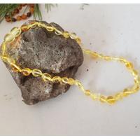 Damla Kehribar Limon Rengi Bebek Kolye Barok 33 cm